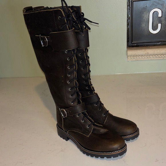 Women's Lace-Up Ankle Boots in Brown - Picture 1 of 8